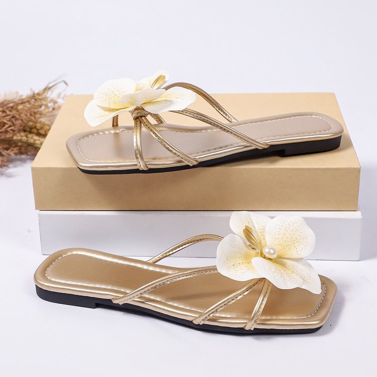 New summer bohemian square-toe sandals, flat, floral, lightweight, strappy beach sandals for women